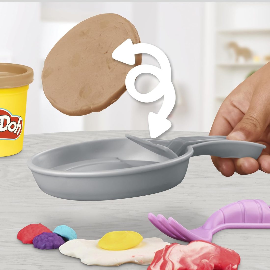 Play-Doh Kitchen Creations Flip 'n Pancakes Set, view 4
