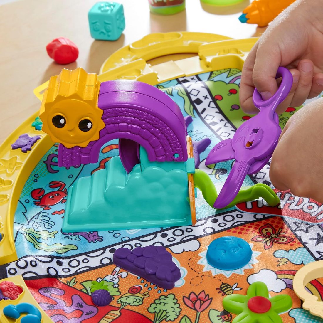 Play-Doh Fold & Go Playmat Starter Set, view 3