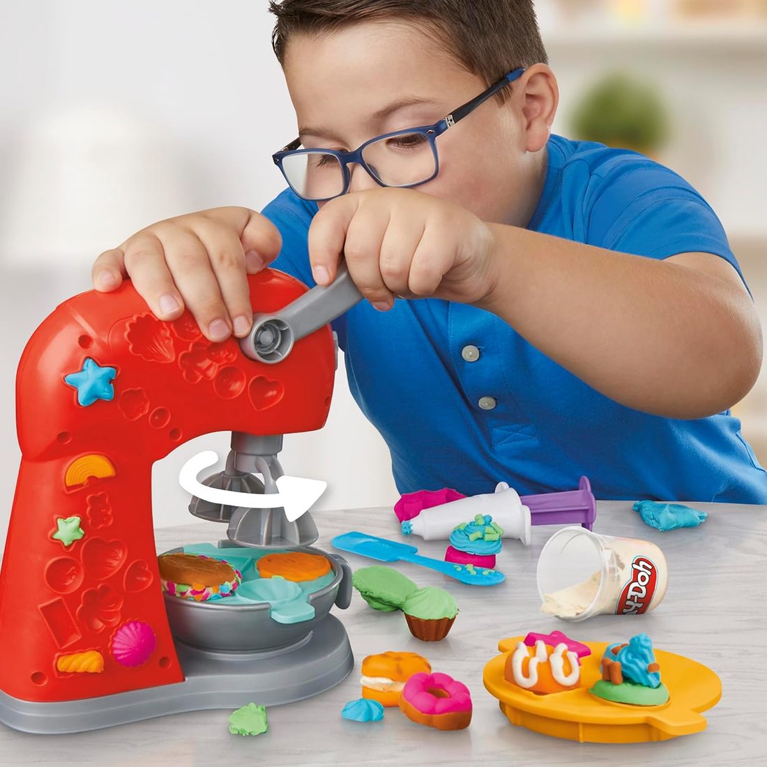 Play-Doh Kitchen Creations Magical Mixer Playset, view 2