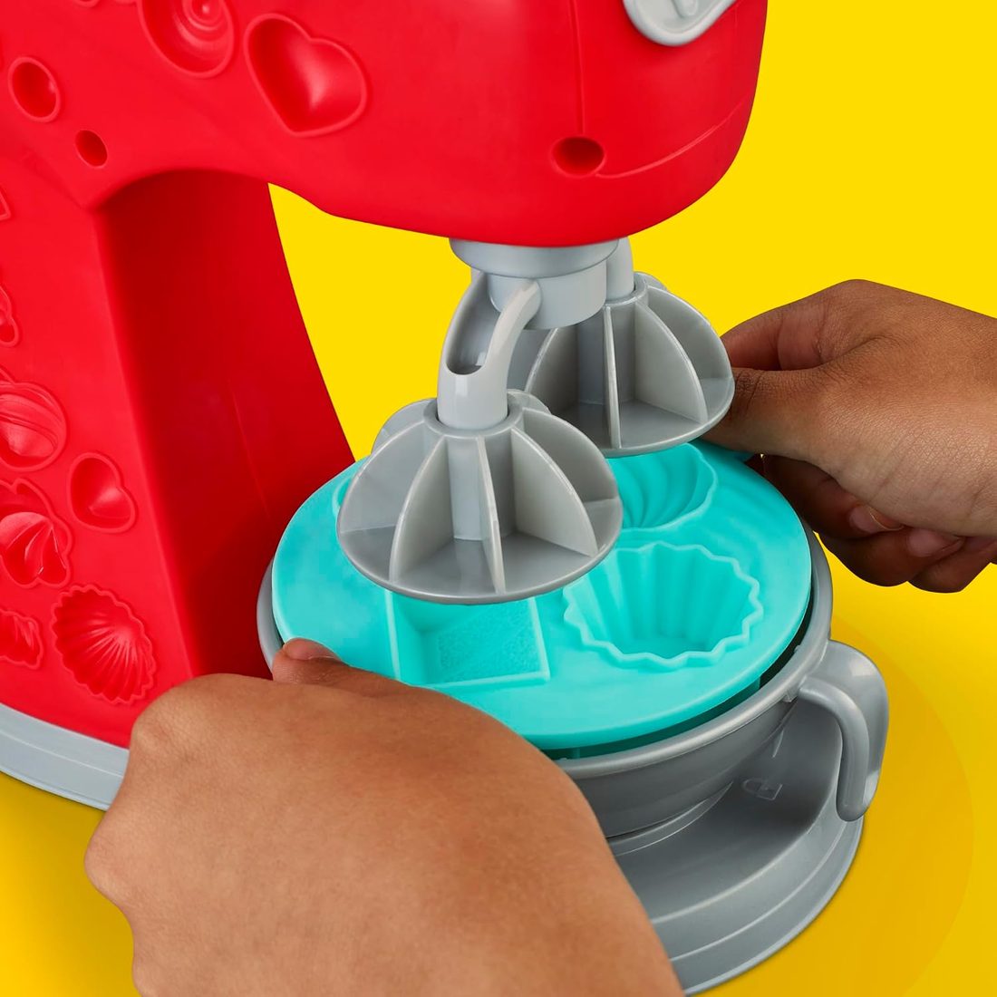 Play-Doh Kitchen Creations Magical Mixer Playset, view 5