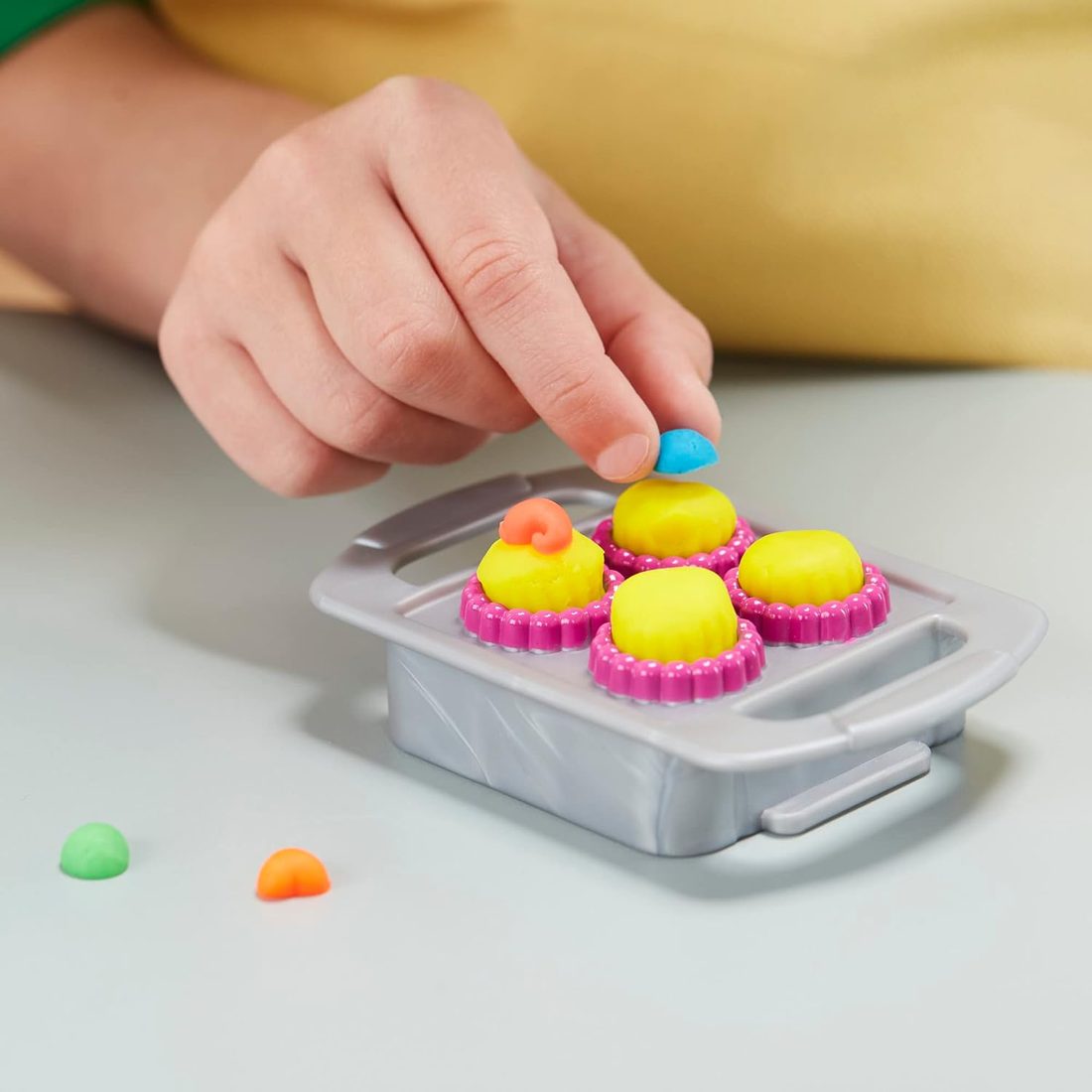 Play-Doh Kitchen Creations Magical Oven Playset, view 3