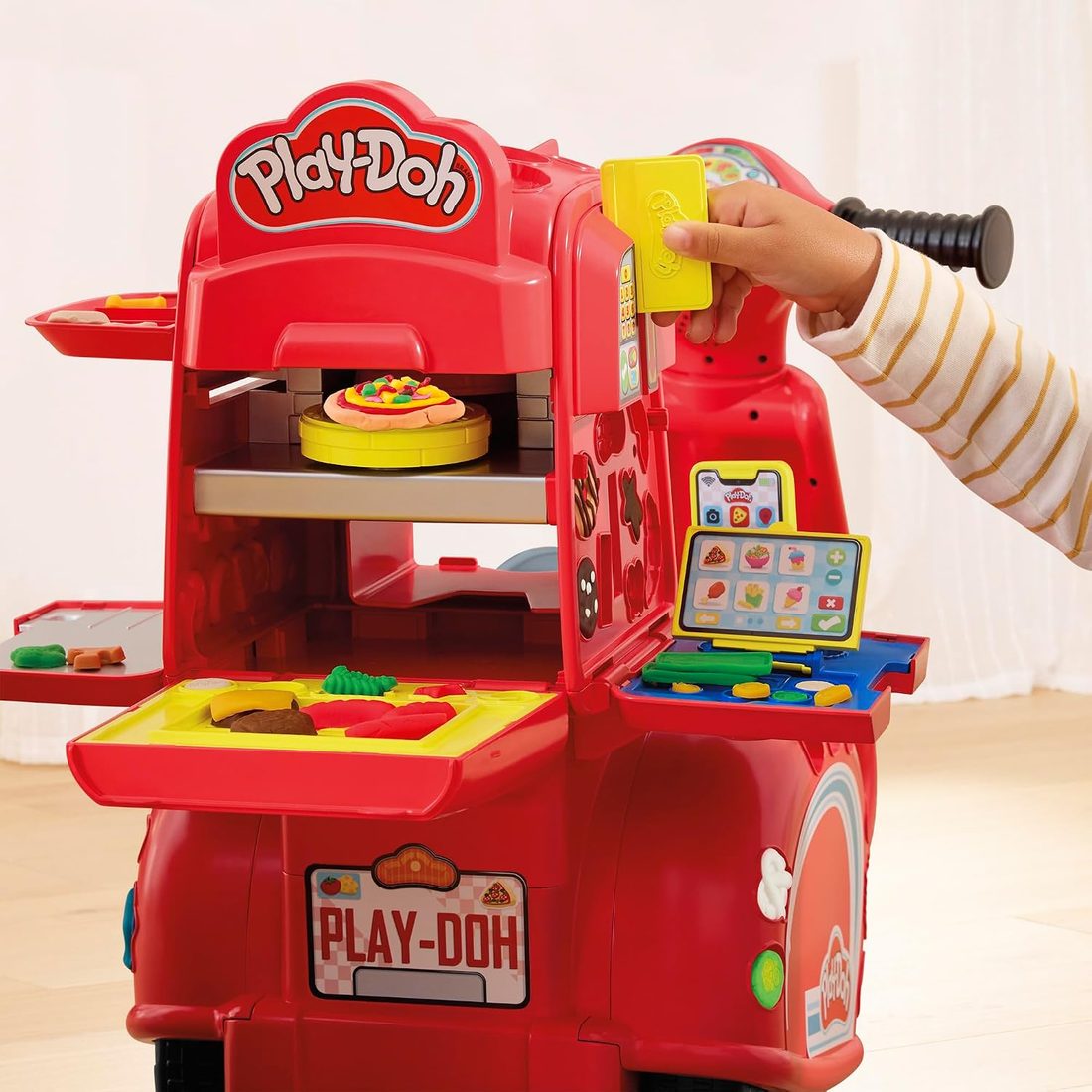 Play-Doh Pizza Delivery Scooter Ride-On Playset, view 5